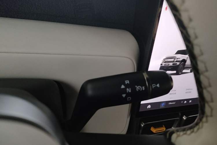 Used iCAR V23 2025 401 Two-Wheel Drive Intelligent Driving Version Gear Lever