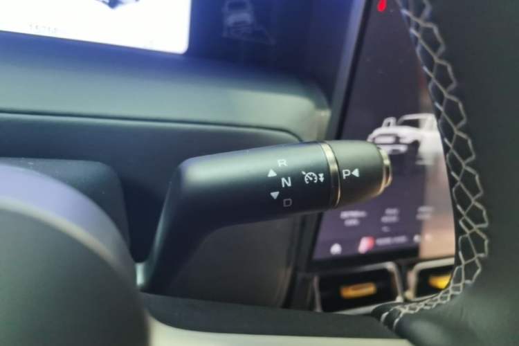 Used iCAR V23 2025 501 Four-Wheel Drive Advanced Version Gear Lever