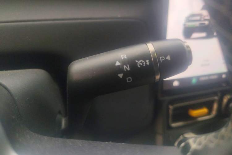 Used iCAR V23 2025 501 Four-Wheel Drive Intelligent Driving Version Gear Lever