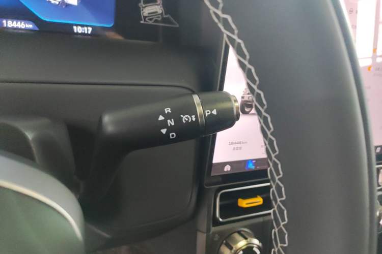 Used iCAR V23 2025 401 Two-Wheel Drive Advanced Edition Gear Lever