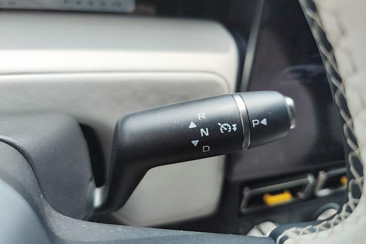 Used iCAR V23 2025 501 Four-Wheel Drive Intelligent Driving Version Gear Lever