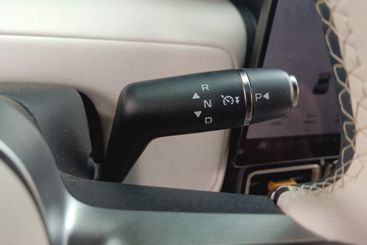 Used iCAR V23 2025 501 Four-Wheel Drive Advanced Version Gear Lever