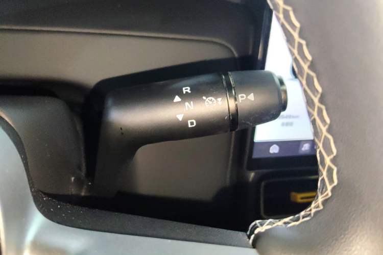 Used iCAR V23 2025 501 Four-Wheel Drive Intelligent Driving Version Gear Lever