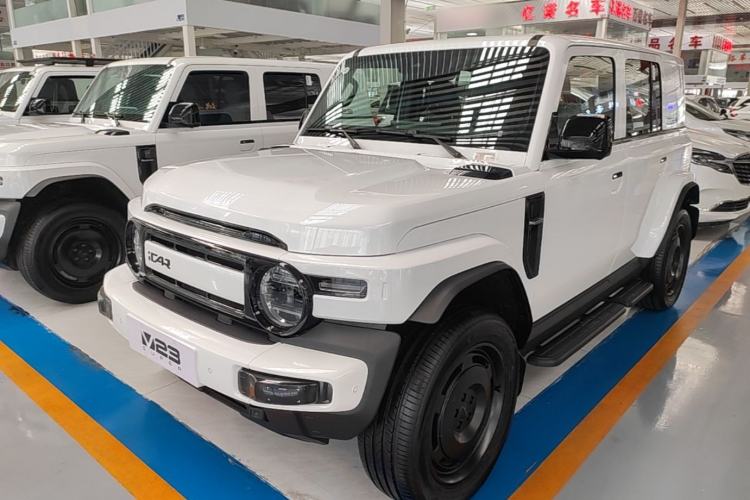 iCAR V23 2025 550 Two-Wheel Drive Intelligent Driving Version