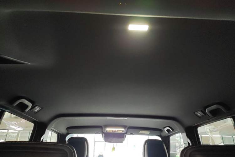 Used iCAR V23 2025 401 Two-Wheel Drive Advanced Edition Headliner