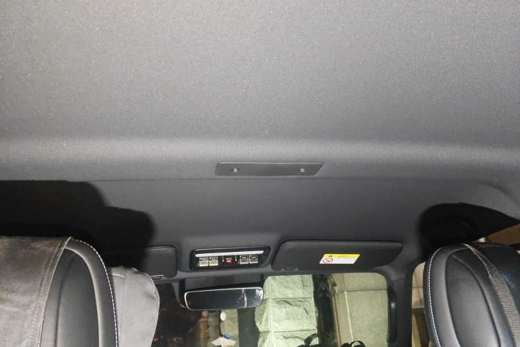Used iCAR V23 2025 401 Two-Wheel Drive Advanced Edition Headliner