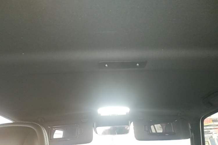 Used iCAR V23 2025 401 Two-Wheel Drive Advanced Edition Headliner