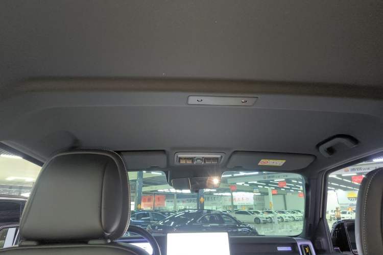 Used iCAR V23 2025 401 Two-Wheel Drive Advanced Edition Headliner