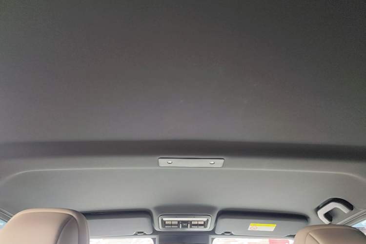 Used iCAR V23 2025 501 Four-Wheel Drive Intelligent Driving Version Headliner