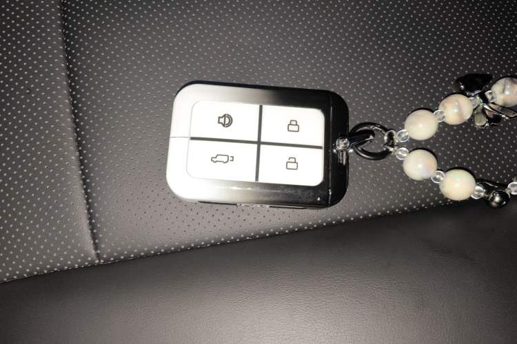 Used iCAR V23 2025 401 Two-Wheel Drive Advanced Edition Interior 1