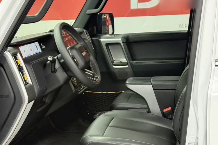 Used iCAR V23 2025 401 Two-Wheel Drive Advanced Edition Interior 2