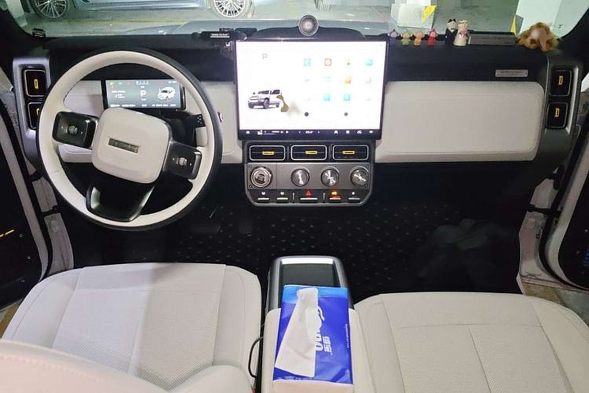 Used iCAR V23 2025 501 Four-Wheel Drive Intelligent Driving Version Interior 2