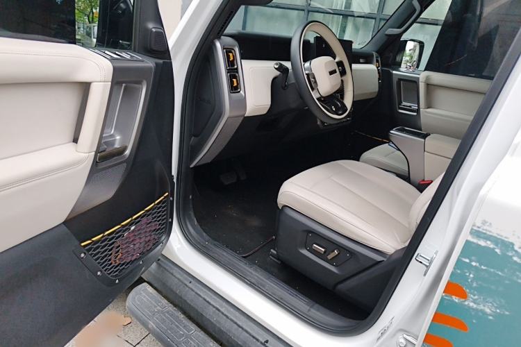 Used iCAR V23 2025 501 Four-Wheel Drive Intelligent Driving Version Interior 3