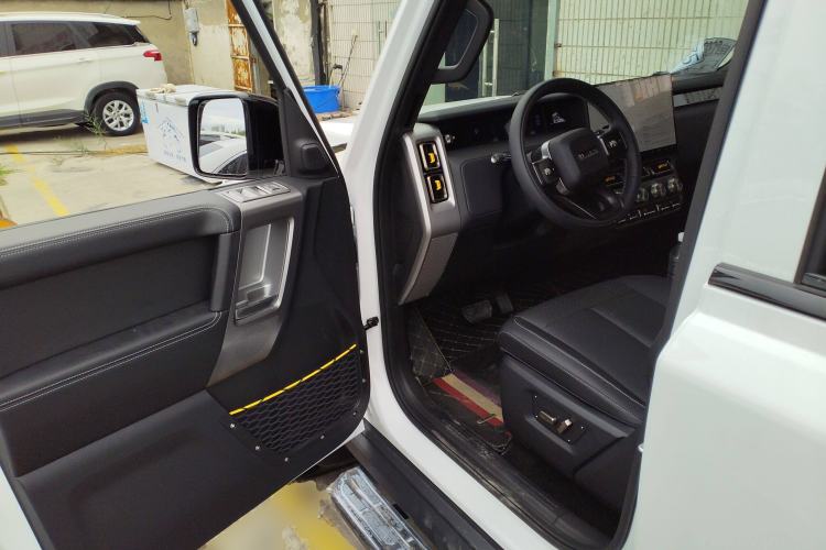 Used iCAR V23 2025 401 Two-Wheel Drive Advanced Edition Interior 3