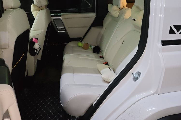 Used iCAR V23 2025 501 Four-Wheel Drive Intelligent Driving Version Interior 4