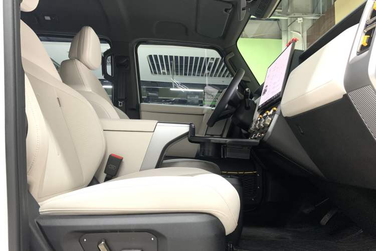 Used iCAR V23 2025 401 Two-Wheel Drive Intelligent Driving Version Interior 4