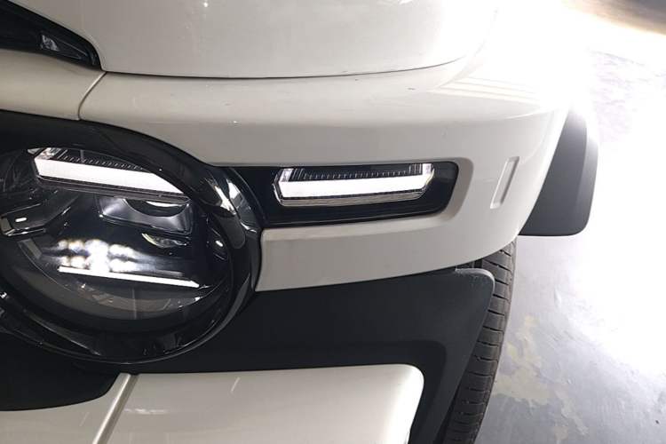 Used iCAR V23 2025 401 Two-Wheel Drive Advanced Edition Left Front Headlight