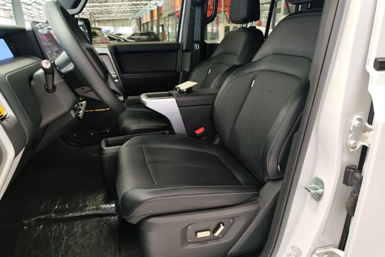 Used iCAR V23 2025 401 Two-Wheel Drive Intelligent Driving Version Left Front Seat