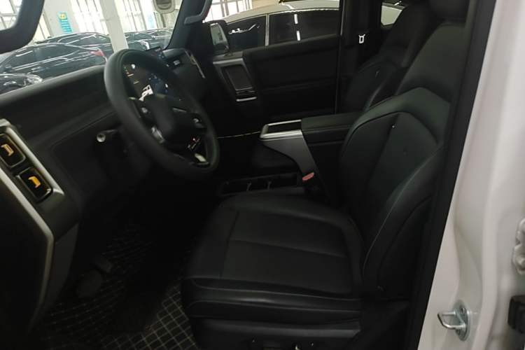 Used iCAR V23 2025 401 Two-Wheel Drive Advanced Edition Left Front Seat