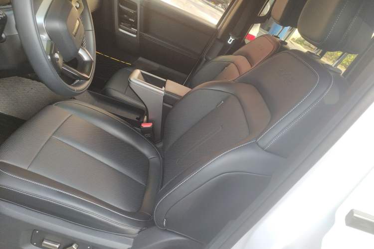 Used iCAR V23 2025 501 Four-Wheel Drive Advanced Version Left Front Seat