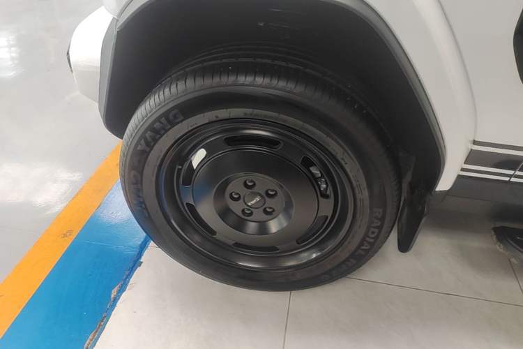 Used iCAR V23 2025 401 Two-Wheel Drive Advanced Edition Left Front Wheel Hub