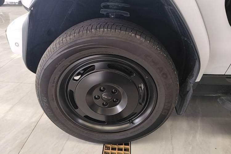 Used iCAR V23 2025 401 Two-Wheel Drive Intelligent Driving Version Left Front Wheel Hub