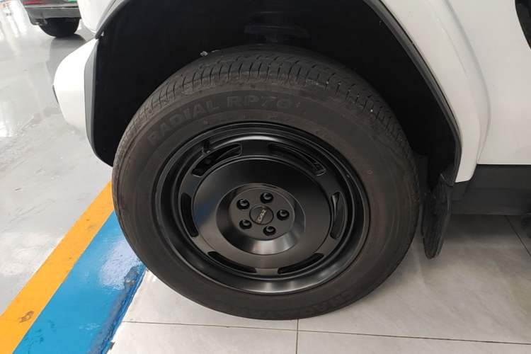 Used iCAR V23 2025 401 Two-Wheel Drive Advanced Edition Left Front Wheel Hub