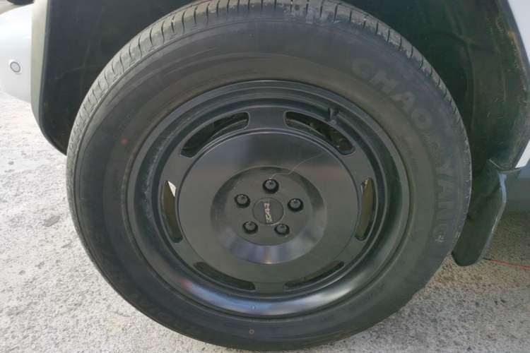 Used iCAR V23 2025 401 Two-Wheel Drive Intelligent Driving Version Left Front Wheel Hub