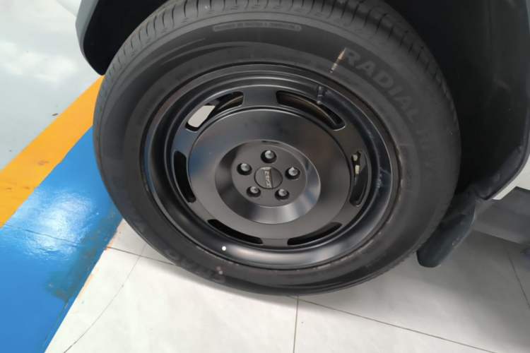 Used iCAR V23 2025 401 Two-Wheel Drive Advanced Edition Left Front Wheel Hub