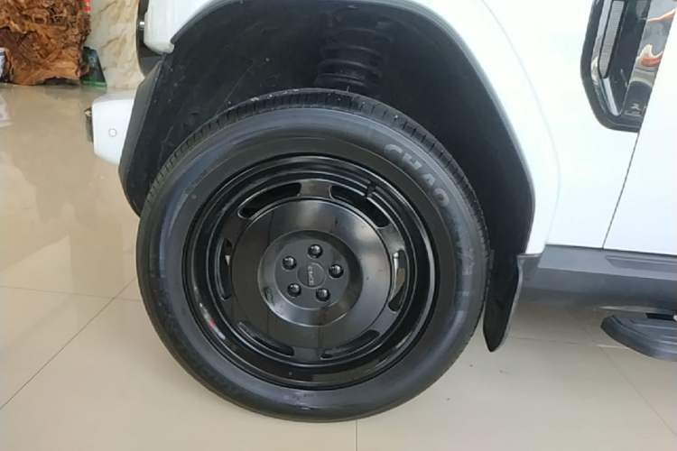 Used iCAR V23 2025 401 Two-Wheel Drive Intelligent Driving Version Left Front Wheel Hub