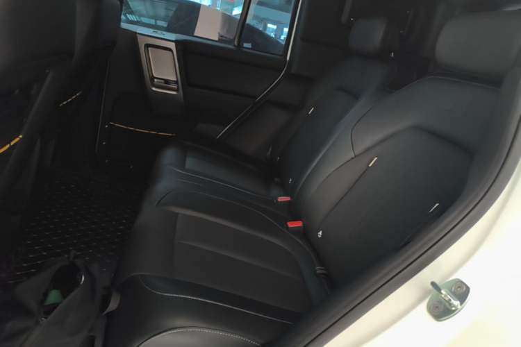 Used iCAR V23 2025 401 Two-Wheel Drive Advanced Edition Left Rear Seat