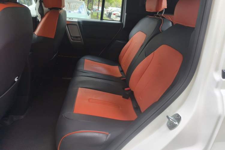 Used iCAR V23 2025 401 Two-Wheel Drive Advanced Edition Left Rear Seat