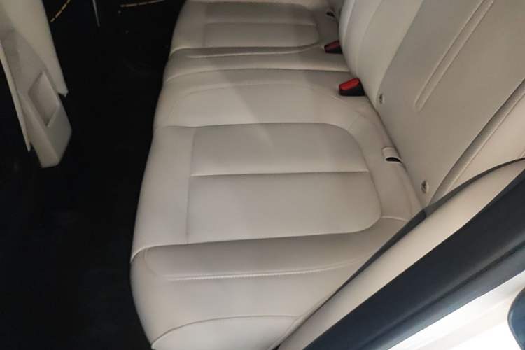 Used iCAR V23 2025 401 Two-Wheel Drive Intelligent Driving Version Left Rear Seat