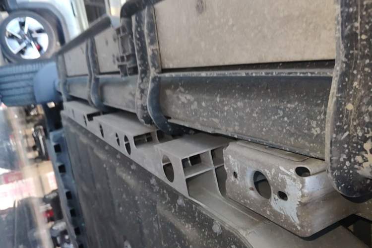 Used iCAR V23 2025 501 Four-Wheel Drive Intelligent Driving Version Left Side Sill