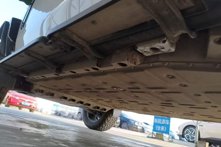 Used iCAR V23 2025 401 Two-Wheel Drive Intelligent Driving Version Left Side Sill