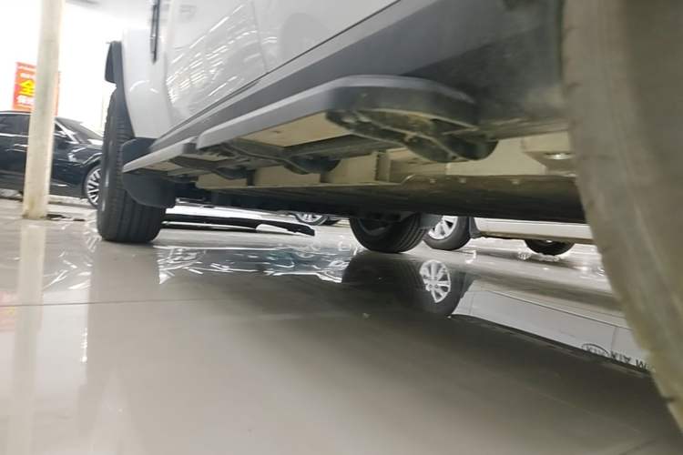 Used iCAR V23 2025 401 Two-Wheel Drive Advanced Edition Left Side Sill