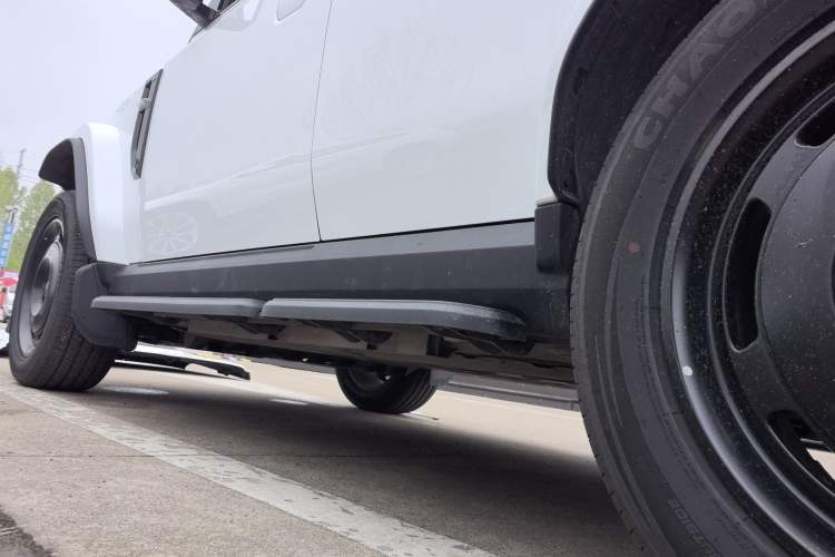 Used iCAR V23 2025 401 Two-Wheel Drive Advanced Edition Left Side Sill