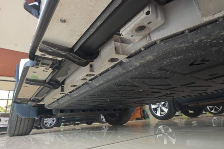 Used iCAR V23 2025 401 Two-Wheel Drive Advanced Edition Left Side Sill