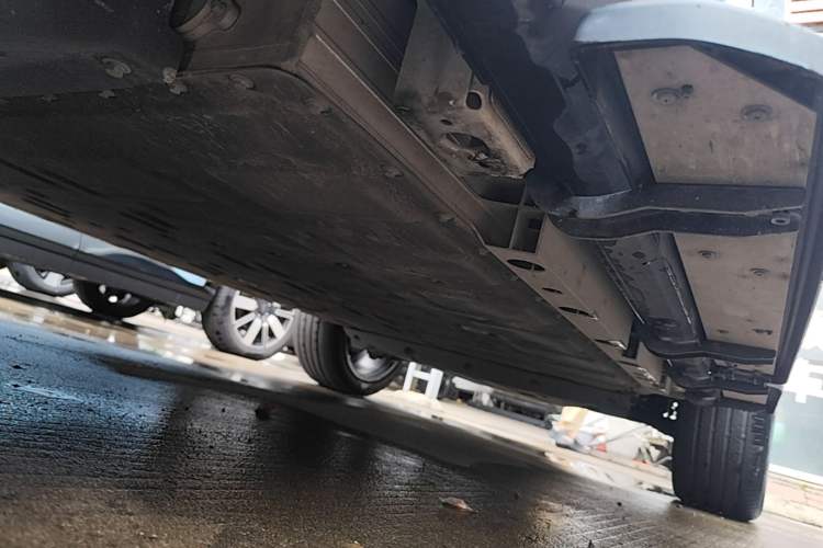 Used iCAR V23 2025 501 Four-Wheel Drive Intelligent Driving Version Left Side Sill