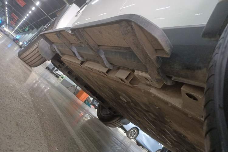Used iCAR V23 2025 501 Four-Wheel Drive Intelligent Driving Version Left Side Sill