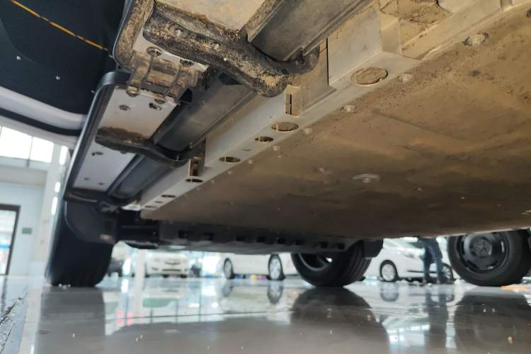 Used iCAR V23 2025 401 Two-Wheel Drive Intelligent Driving Version Left Side Sill
