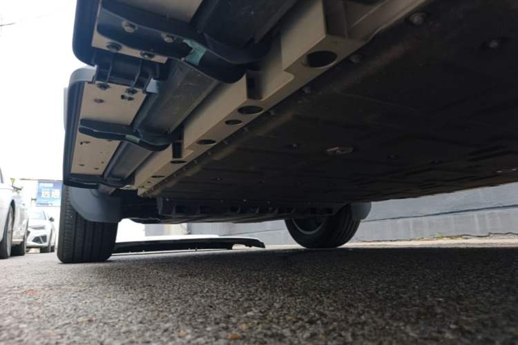Used iCAR V23 2025 401 Two-Wheel Drive Advanced Edition Left Side Sill