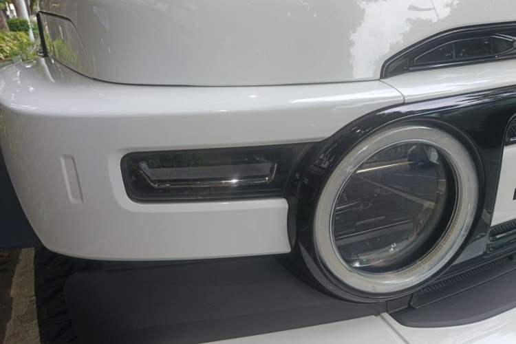 Used iCAR V23 2025 550 Two-Wheel Drive Intelligent Driving Version Right Front Headlight