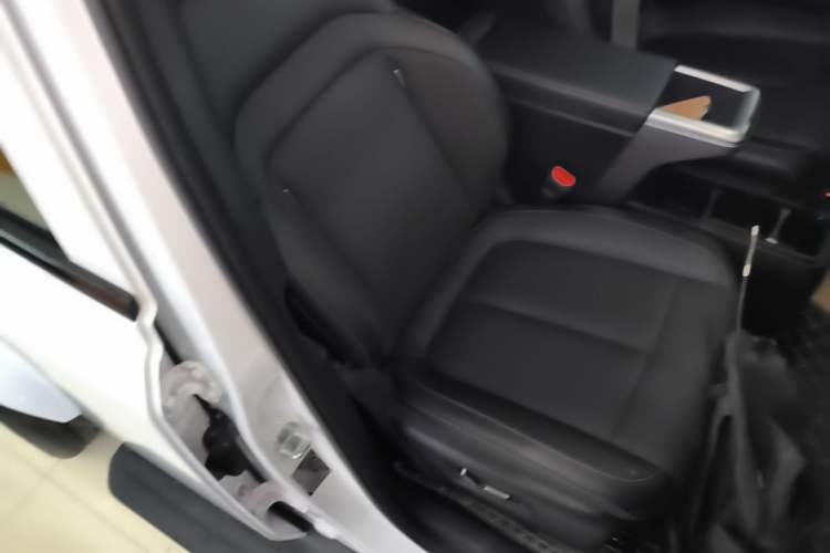 Used iCAR V23 2025 401 Two-Wheel Drive Intelligent Driving Version Right Front Seat