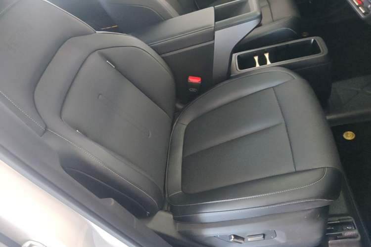 Used iCAR V23 2025 501 Four-Wheel Drive Intelligent Driving Version Right Front Seat