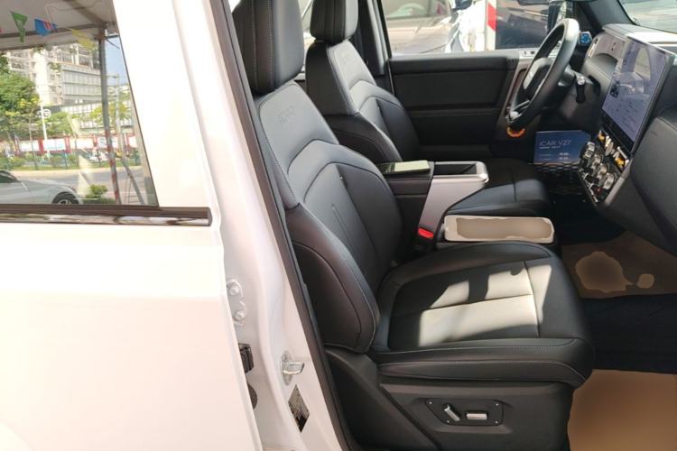 Used iCAR V23 2025 401 Two-Wheel Drive Advanced Edition Right Front Seat