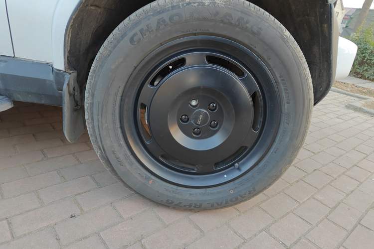 Used iCAR V23 2025 401 Two-Wheel Drive Advanced Edition Right Front Wheel Hub