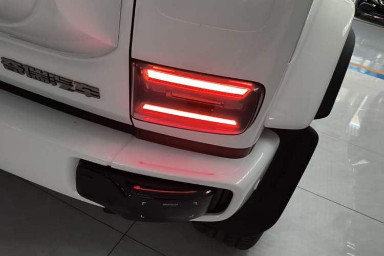 Used iCAR V23 2025 401 Two-Wheel Drive Intelligent Driving Version Right Rear Taillight
