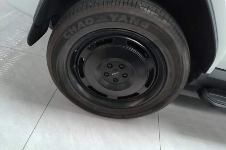 Used iCAR V23 2025 401 Two-Wheel Drive Intelligent Driving Version Right Rear Wheel Hub
