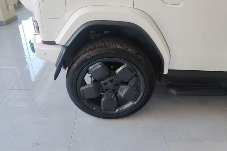 Used iCAR V23 2025 501 Four-Wheel Drive Intelligent Driving Version Right Rear Wheel Hub